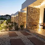 Pebble Garden شقة