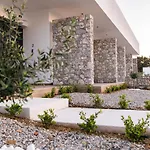 Pebble Garden بلدة كوس