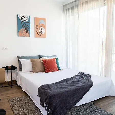 Pebble Garden アパート コス・タウン