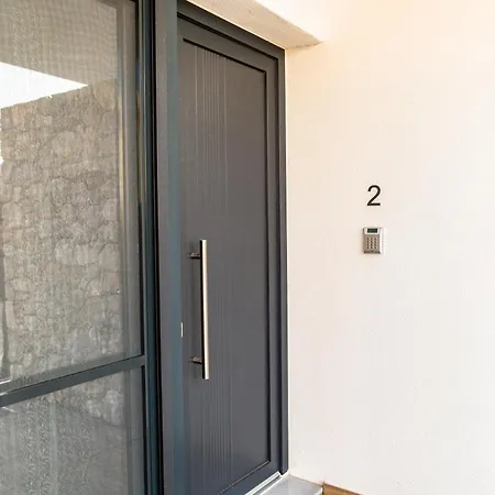 Pebble Garden コス・タウン