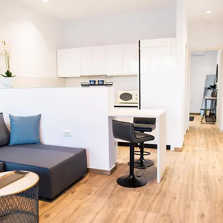 Pebble Garden コス・タウン