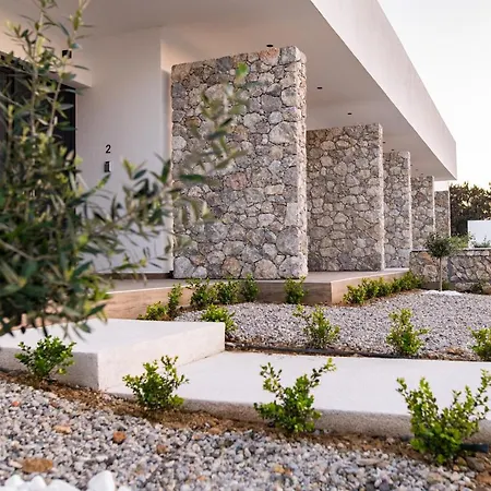 Pebble Garden Olive Branch - Magnolia Kos Town